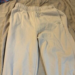 Alo cream colored sweatpants